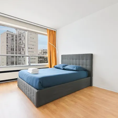 Quartier Tour Eiffel 5 Free Netflix * פריז